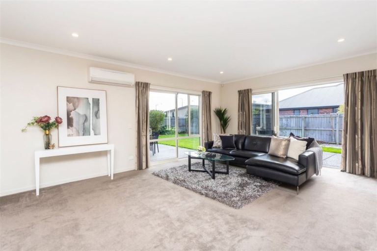 Photo of property in 46 Reka Street, Parklands, Christchurch, 8083