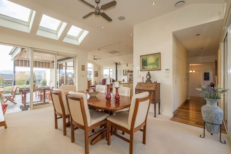 Photo of property in 22 Old Station Avenue, Wanaka, 9305