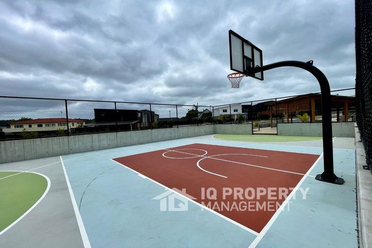 Photo of property in 37 Selo Street, Glen Eden, Auckland, 0602