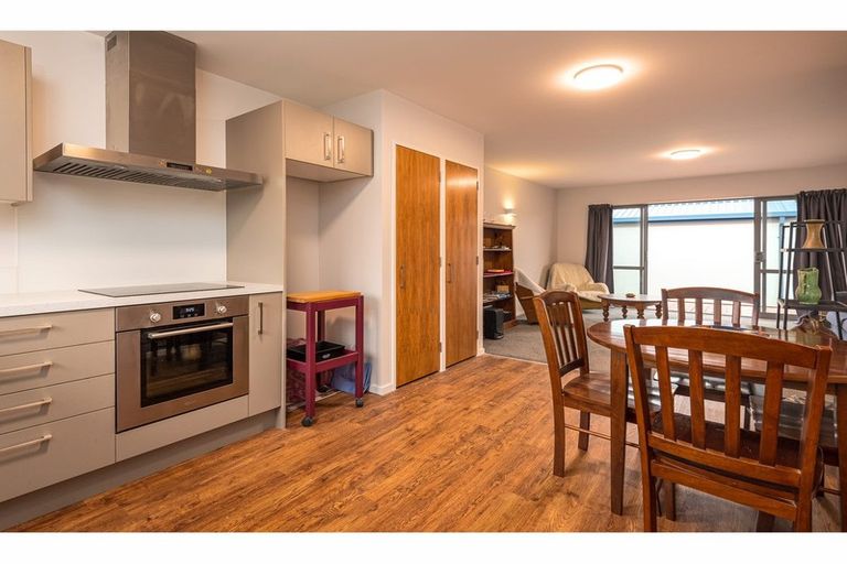 Photo of property in 3 Siddal Place, Richmond, Christchurch, 8013