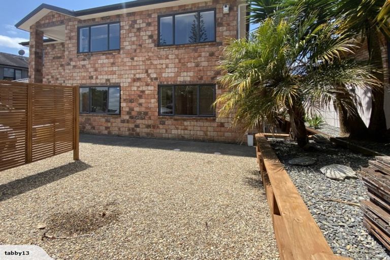 Photo of property in 212 Schnapper Rock Road, Schnapper Rock, Auckland, 0632