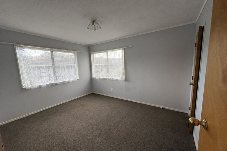 Photo of property in 6 Flinders Place, Johnsonville, Wellington, 6037
