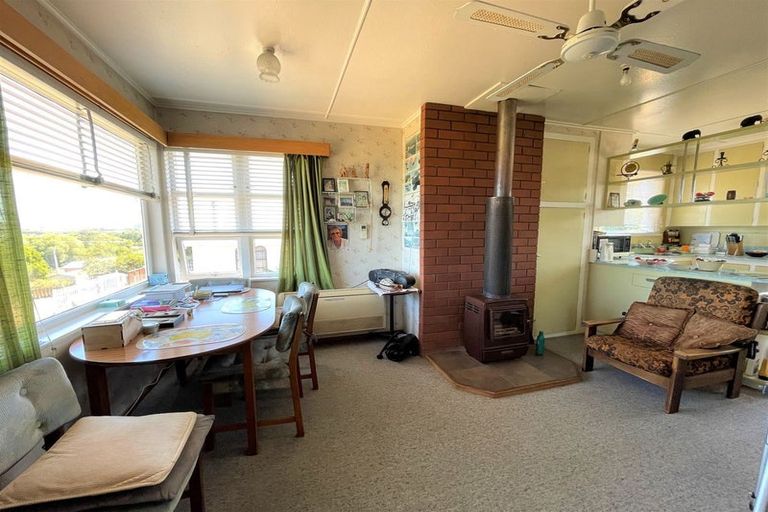 Photo of property in 5 Stevenson Street, Balclutha, 9230