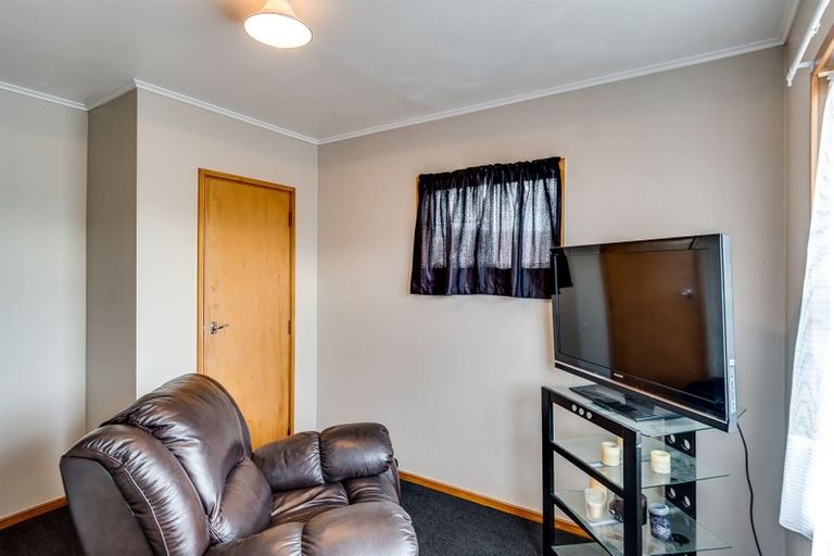 Photo of property in 24 Alexander Avenue, Onekawa, Napier, 4110