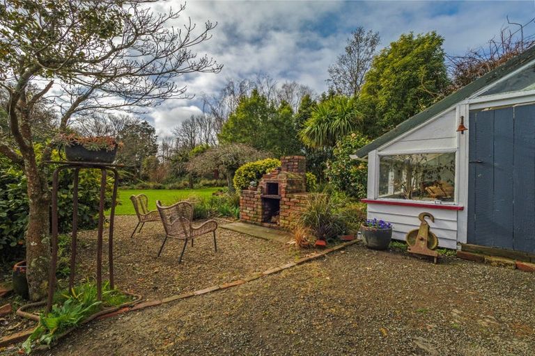Photo of property in 96 Alfredton Road, Eketahuna, 4900