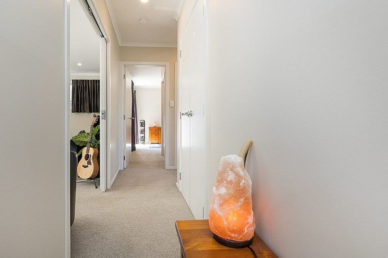 Photo of property in 15 Thomson Street, West End, Palmerston North, 4412