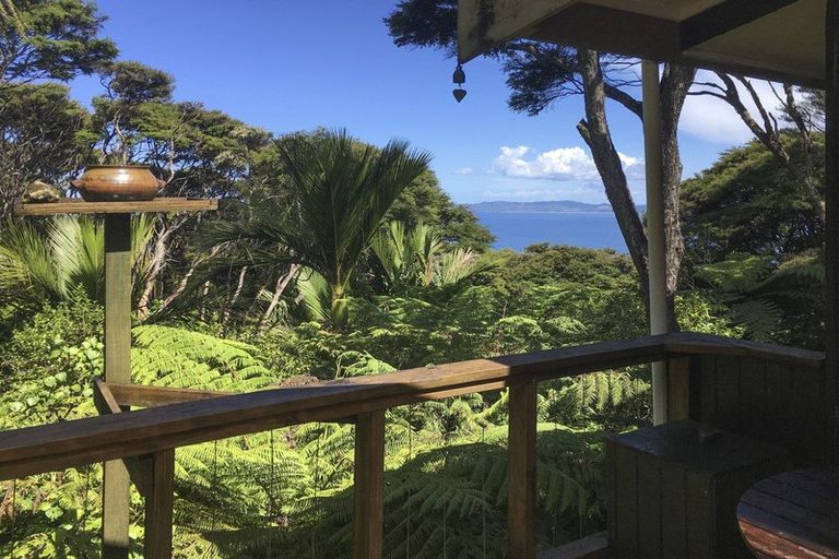 Photo of property in 126 Waihirere Drive, Tuateawa, Coromandel, 3583