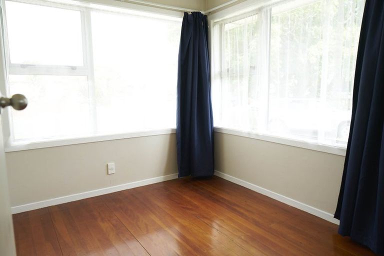 Photo of property in 1/12 Lynette Place, Mangere, Auckland, 2022