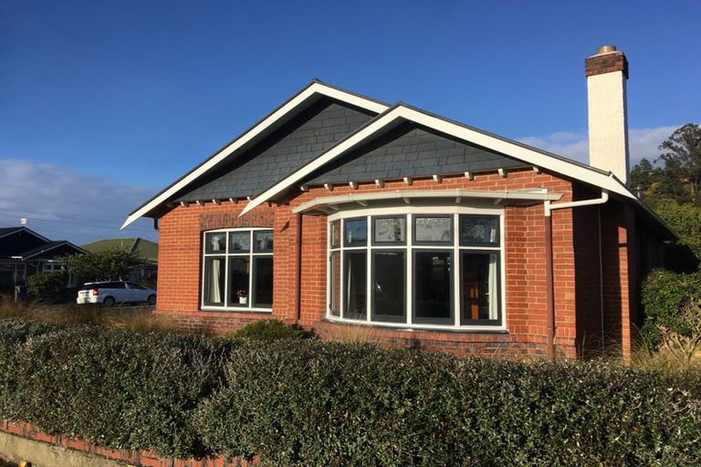 Photo of property in 262 Macandrew Road, Forbury, Dunedin, 9012