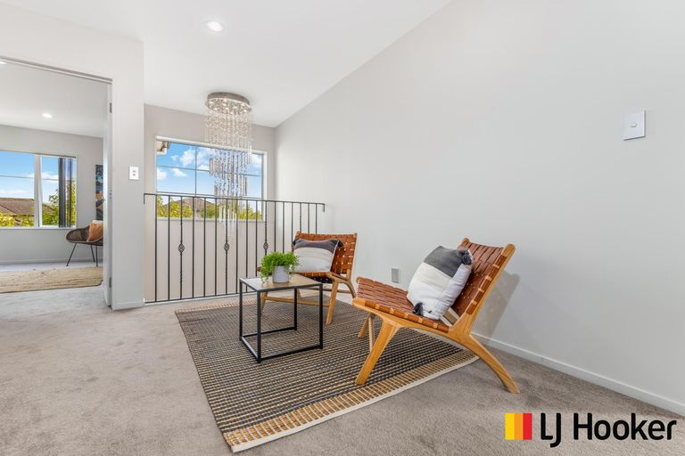 Photo of property in 39 Pickaberry Avenue, Karaka, Papakura, 2113