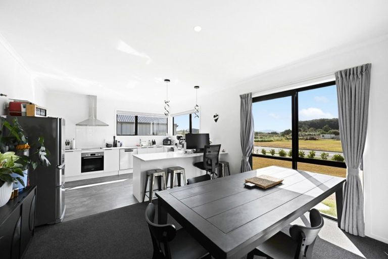 Photo of property in 1 Whites Way, Te Kauwhata, 3710