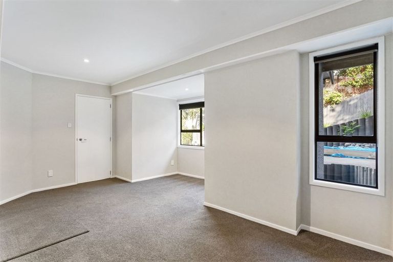 Photo of property in 133 Sandspit Road, Shelly Park, Auckland, 2014