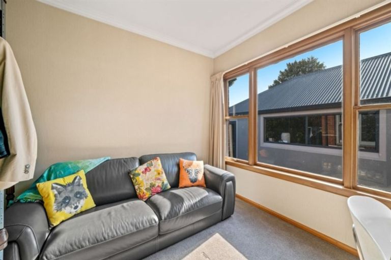Photo of property in 138 Opawa Road, Opawa, Christchurch, 8023