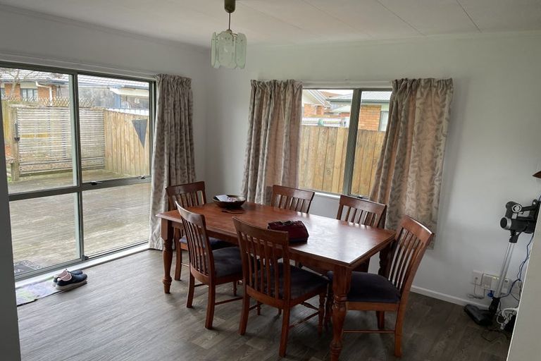 Photo of property in 81 Roberts Line, Kelvin Grove, Palmerston North, 4414