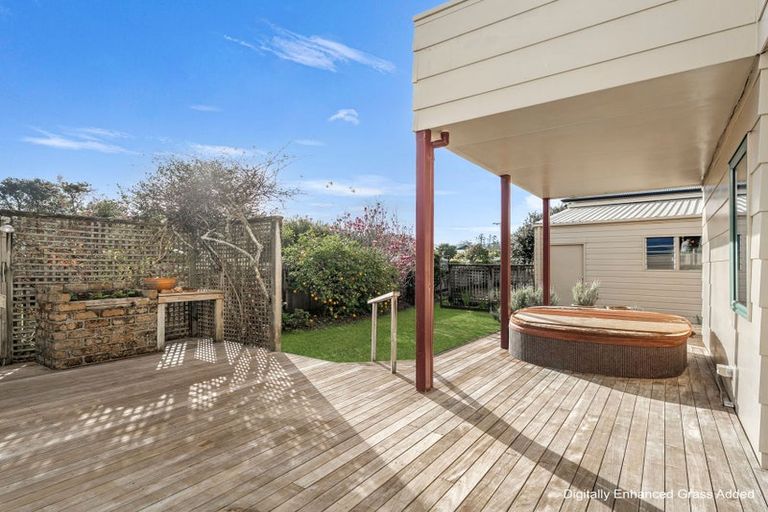 Photo of property in 7 Marquet Place, Tairua, 3508