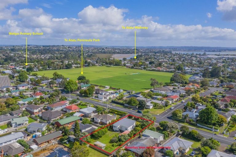 Photo of property in 72 Taikata Road, Te Atatu Peninsula, Auckland, 0610