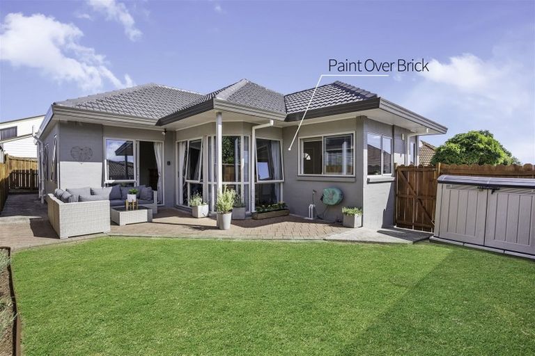 Photo of property in 81d Mirrabooka Avenue, Botany Downs, Auckland, 2010