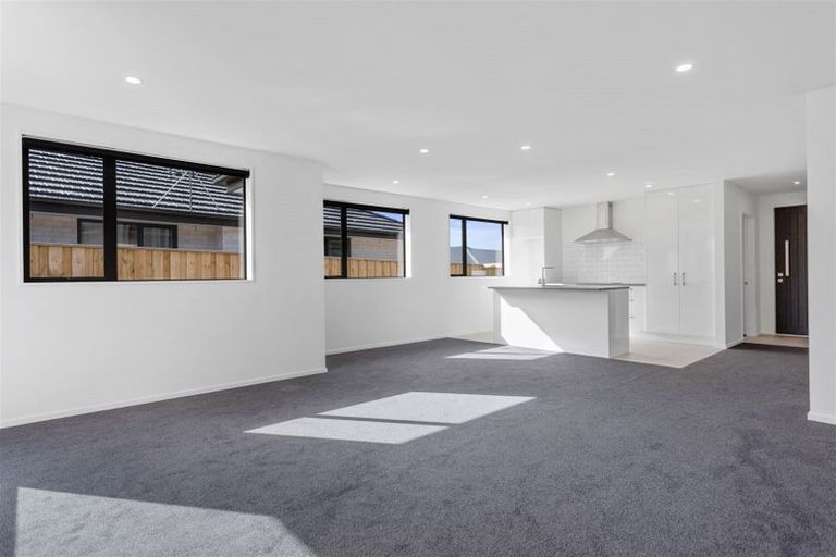 Photo of property in 8 Jasmine Street, Woodend, 7610