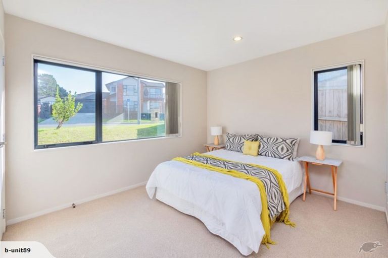 Photo of property in 16 Cityview Place, Massey, Auckland, 0614