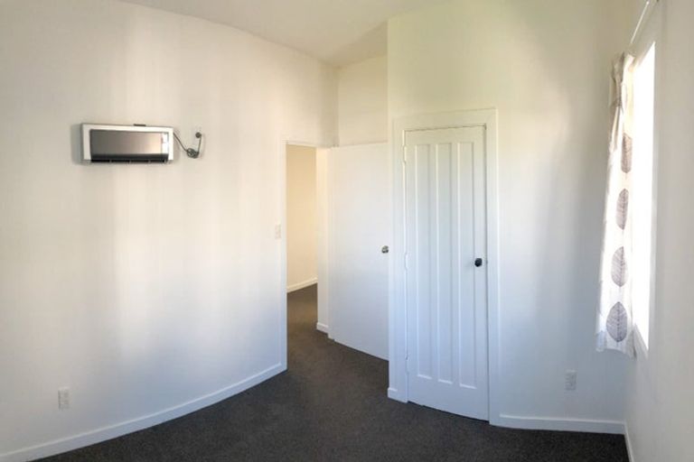 Photo of property in 8 Avon Street, Waterloo, Lower Hutt, 5011