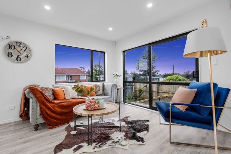 Photo of property in 17b Mccullough Avenue, Papatoetoe, Auckland, 2025