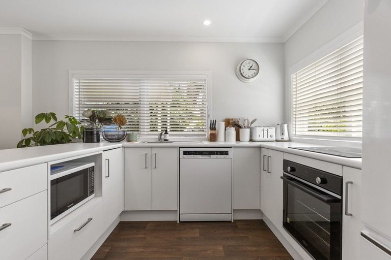 Photo of property in 9 Cardiff Street, Pukekohe, 2120