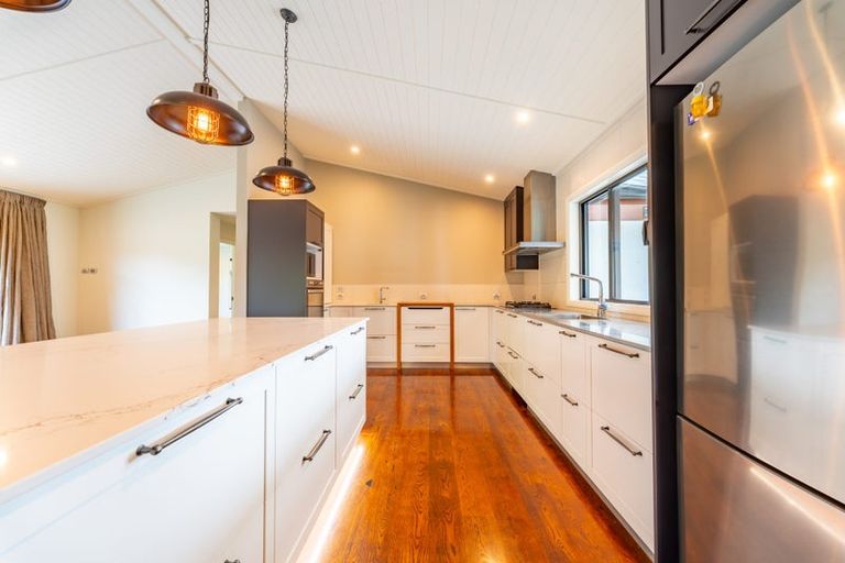 Photo of property in 2 Templer Street, Geraldine, 7930