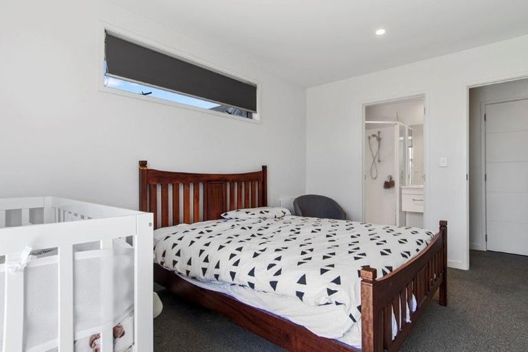 Photo of property in 37 Te Wharo Drive, Papamoa, 3118