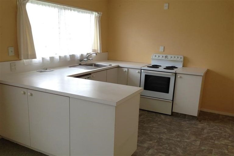 Photo of property in 2/1023 Southland Road, Raureka, Hastings, 4120