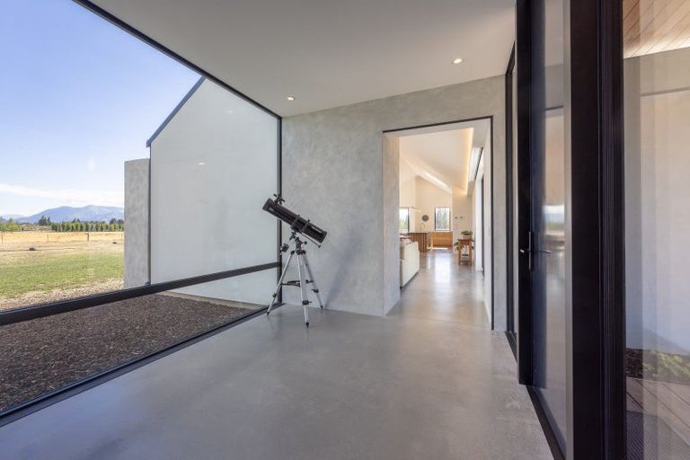 Photo of property in 10 Little Orchard Way, Wanaka, 9382