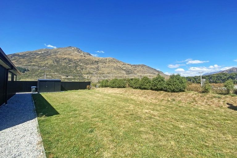 Photo of property in 25 Regent Street, Lower Shotover, Queenstown, 9304