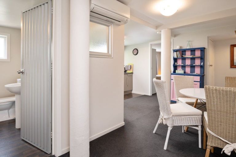 Photo of property in 14 Beach Road, Waikawa, Picton, 7220