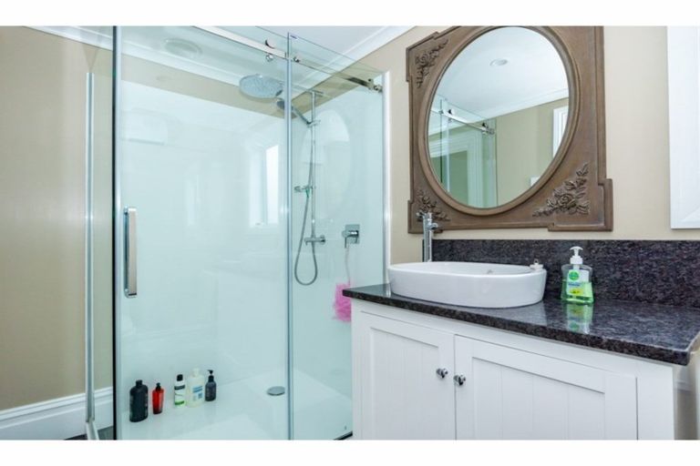 Photo of property in 290 Church Street, West End, Timaru, 7910