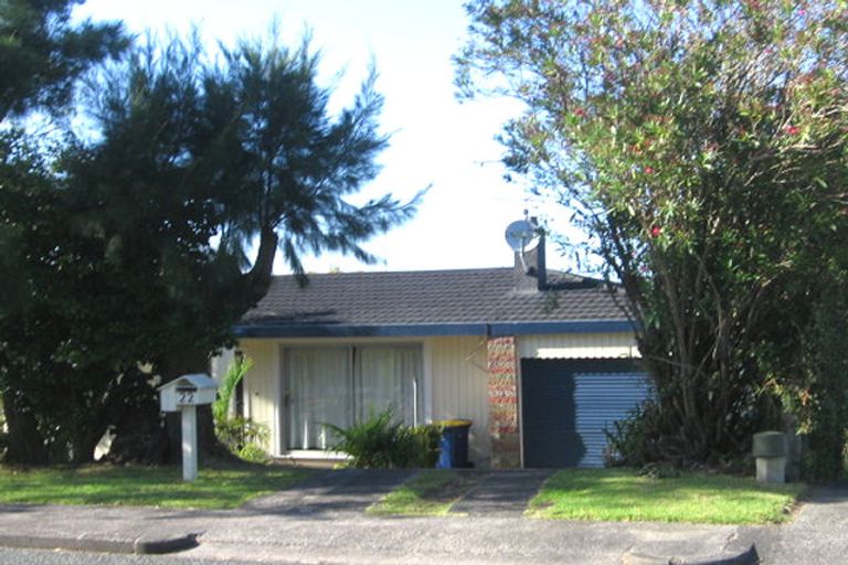 Photo of property in 22 Raymond Terrace, Northcote, Auckland, 0627