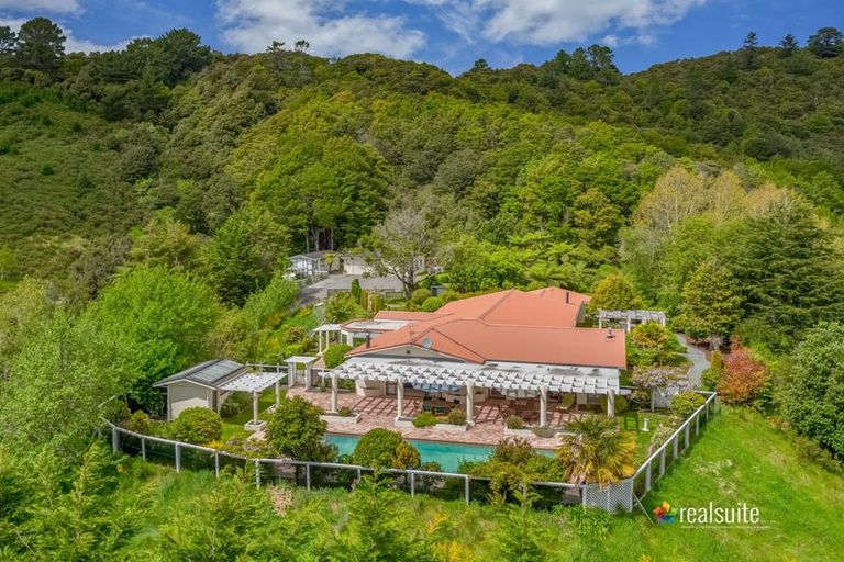 Photo of property in 201d Katherine Mansfield Drive, Whitemans Valley, Upper Hutt, 5371