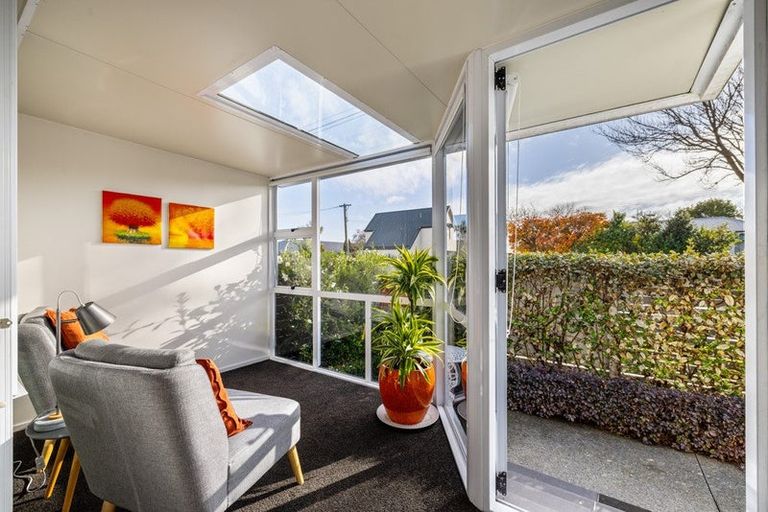 Photo of property in 33 Stoneyhurst Street, St Albans, Christchurch, 8014