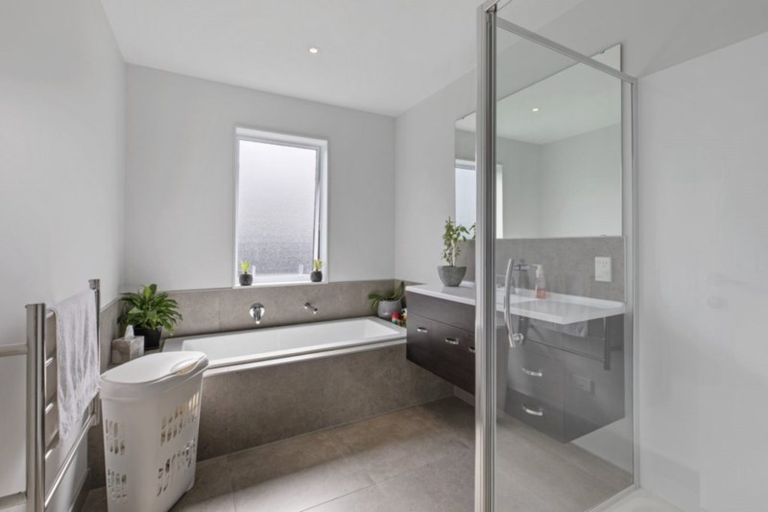 Photo of property in 9 Parachute Crescent, Papakura, 2110