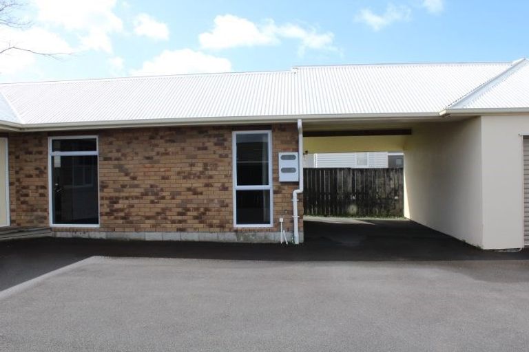 Photo of property in 50a Matai Street West, Riccarton, Christchurch, 8011