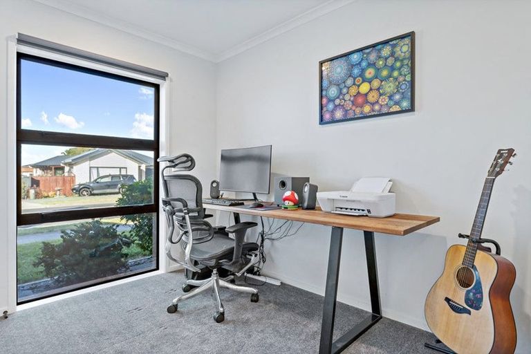 Photo of property in 18 Perla Road, Pukekohe, 2120