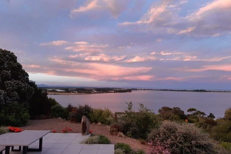 Photo of property in 59 Saint Andrews Hill Road, Mount Pleasant, Christchurch, 8081