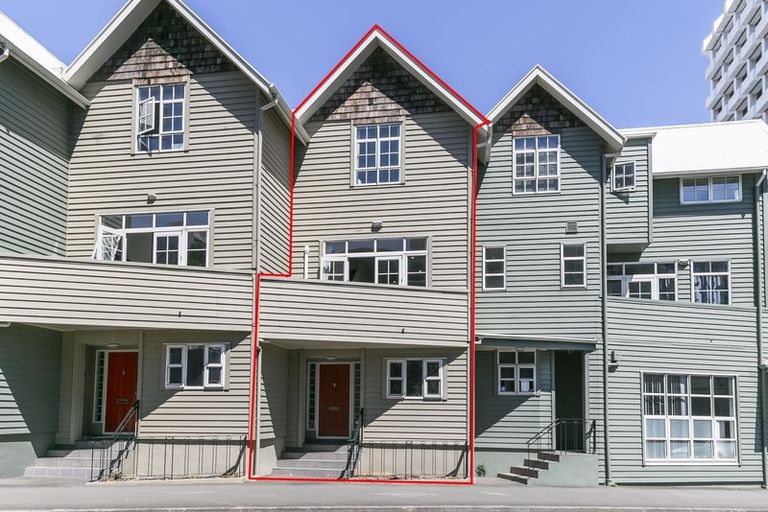 Photo of property in 9 Murphy Street, Thorndon, Wellington, 6011