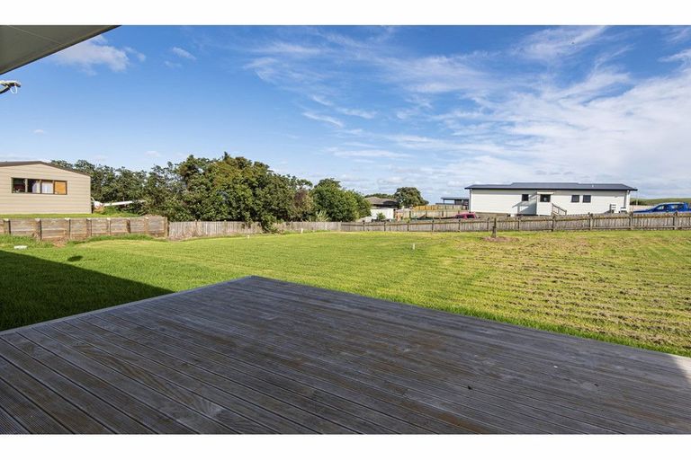 Photo of property in 27 Sunset Drive, Baylys Beach, Dargaville, 0377