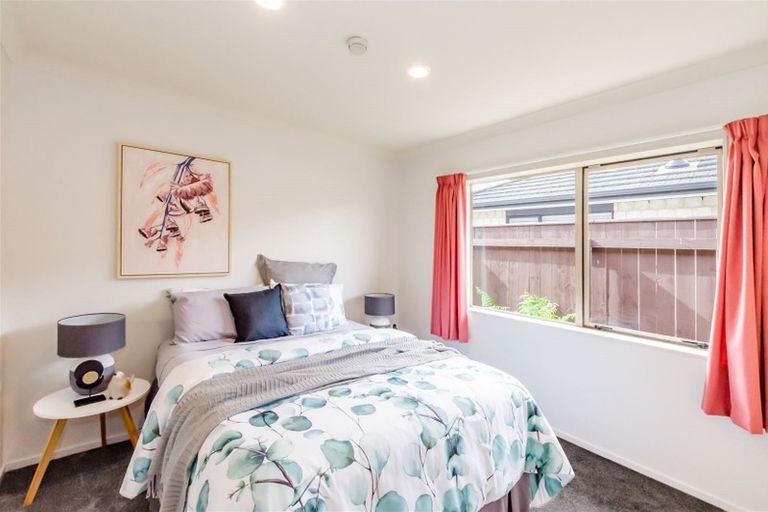 Photo of property in 27 Manhattan Court, Paraparaumu Beach, Paraparaumu, 5032