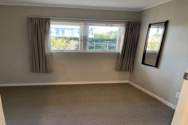 Photo of property in 3/162 Onewa Road, Northcote, Auckland, 0627