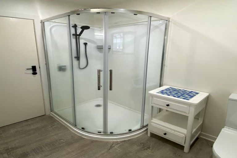 Photo of property in 9 Cooper Avenue, Holdens Bay, Rotorua, 3010