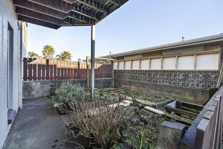 Photo of property in 3/12 Beach Street, Fitzroy, New Plymouth, 4312
