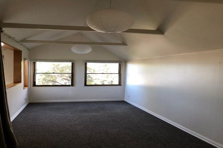 Photo of property in 66 Duncan Terrace, Kilbirnie, Wellington, 6022