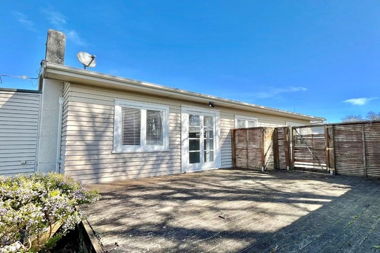 Photo of property in 14 Beatty Road, Pukekohe, 2120