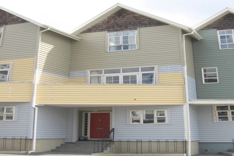 Photo of property in 9 Murphy Street, Thorndon, Wellington, 6011