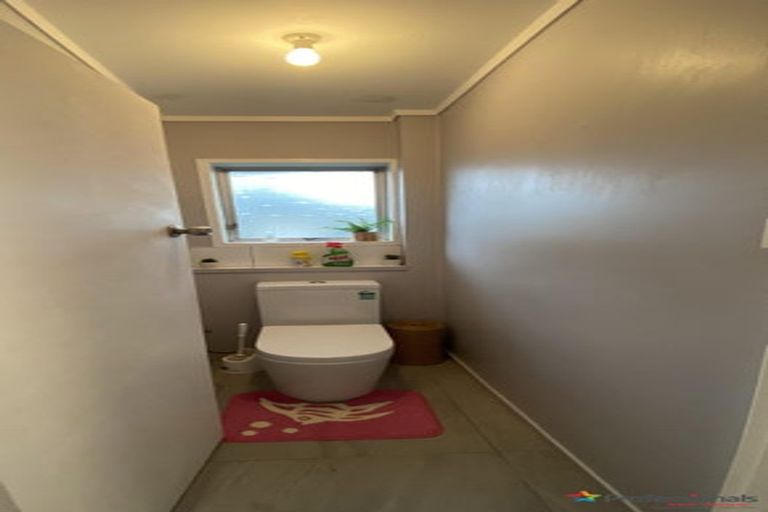 Photo of property in 121 Mahia Road, Wattle Downs, Auckland, 2103